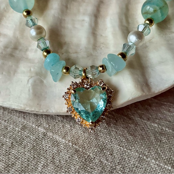 BLUE Heart and Butterfly Necklaces with natural stones - Picture 4 of 11